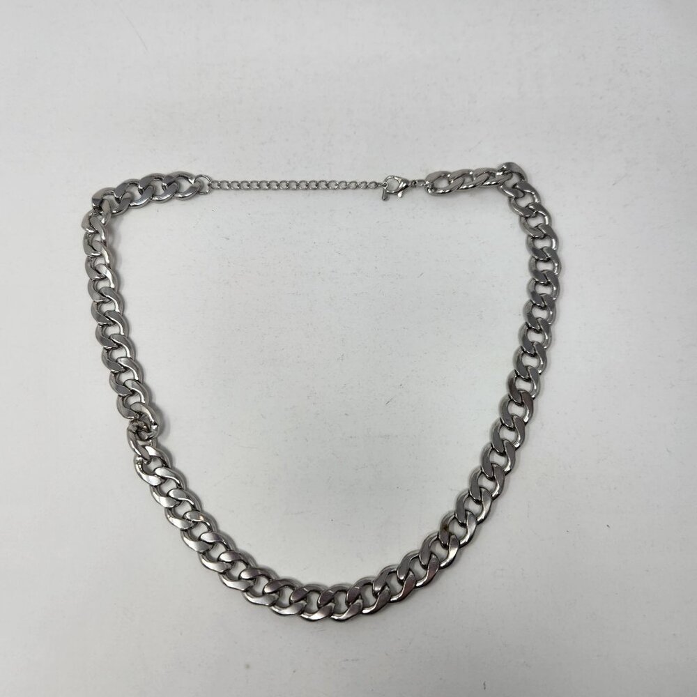 Silver Tone Stainless Steel Curb Chain Necklace With Lobster Clasp Closure
